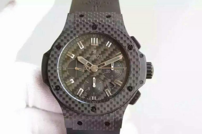 Hublot-Carbon-Fiber-Replica-768x511