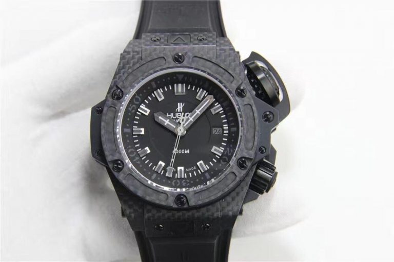 Replica-Hublot-King-Power-4000M-768x511